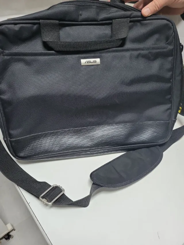 Maletín negro para ordenador piel