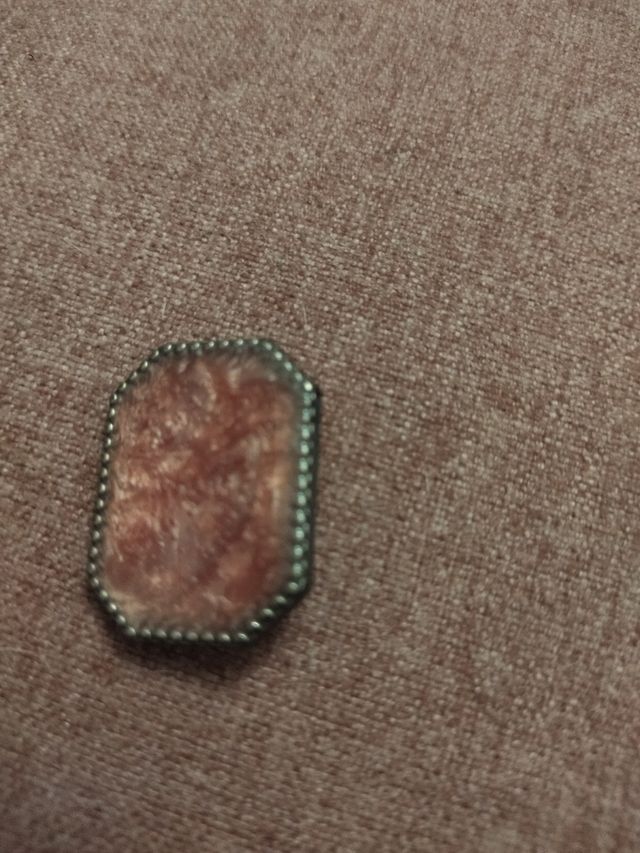 4 botones metal color salmón