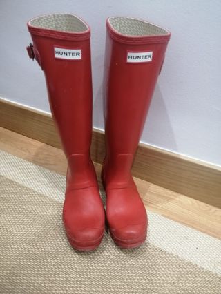 Botas Hunter talla 37 de segunda mano por 50 EUR en Bilbao en WALLAPOP
