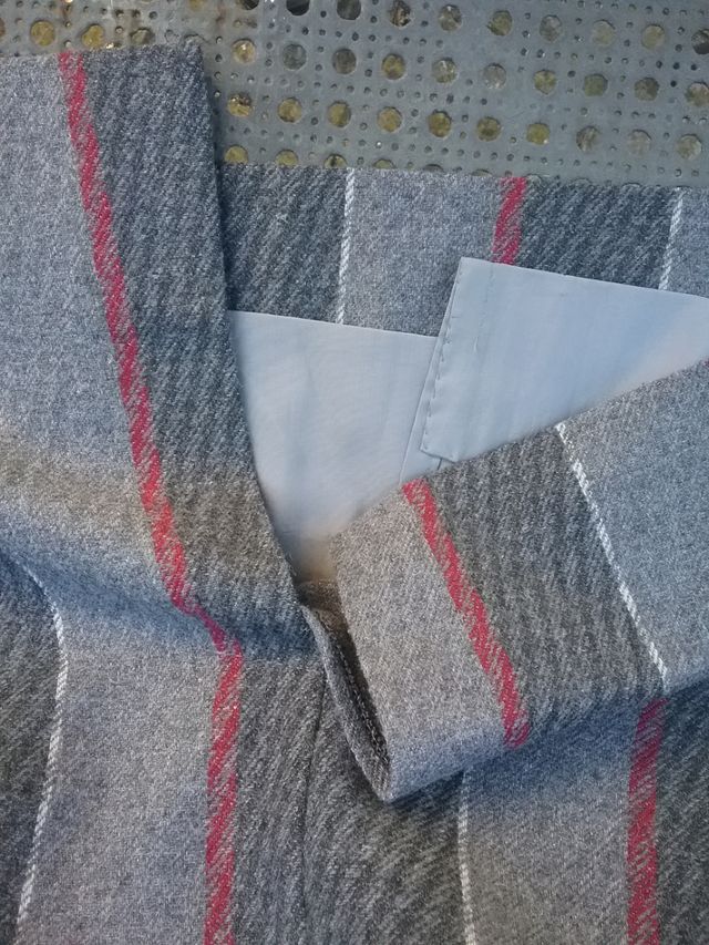 dos faldas invierno vintage talla 40,hay medida