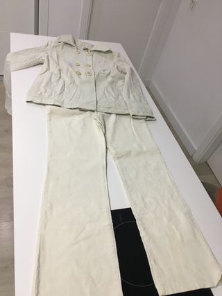 Traje chaqueta premama micropana de segunda mano por 18 EUR en Puertollano  en WALLAPOP