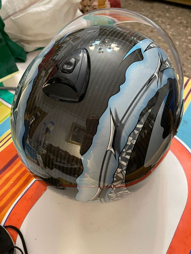 Casco moto integral marca LEVIOR