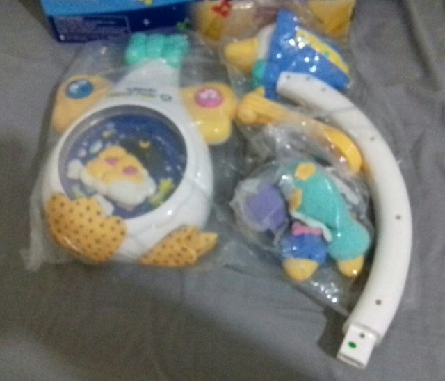 Carrusel/proyector 4 en 1 Vitech