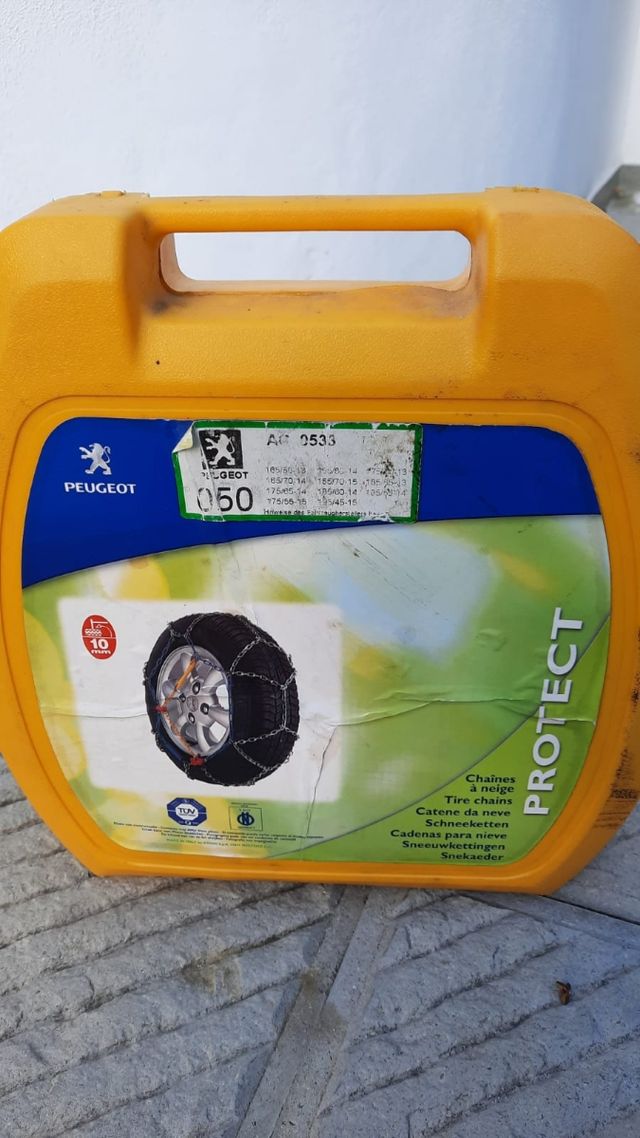 Catene da neve PEUGEOT mai utilizzate.  € 10