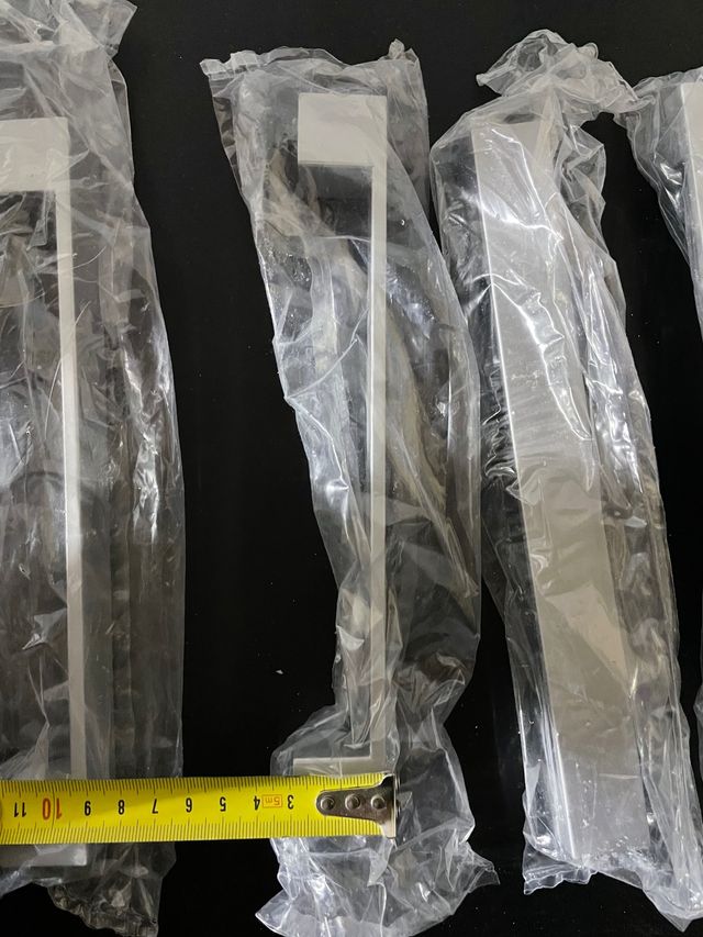 Manillar puerta armario tirador mango plateado 7ud