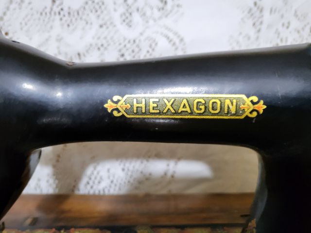 Maquina de coser antigua