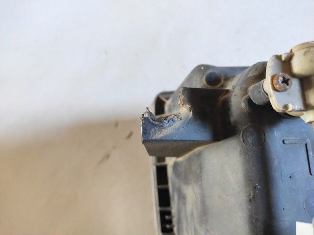 FARO IZQUIERDO MITSUBISHI PAJERO REF. 110-3774