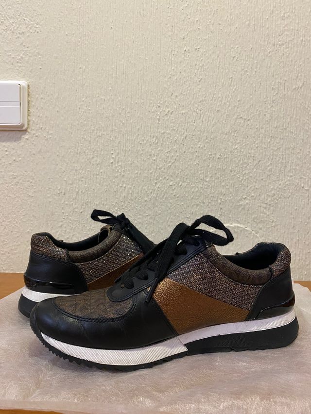 Zapatillas negras - Michael Kors