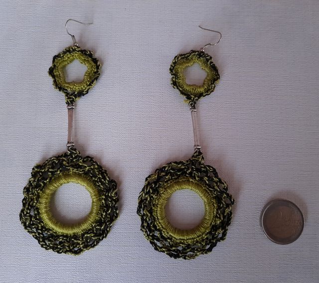 Pendientes de ganchillo ideales para romerías.  