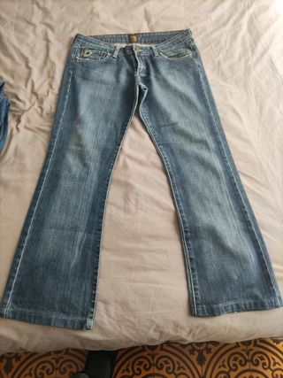 Pantalones vaqueros mujer Lois de segunda mano por 20 EUR en Madrid en  WALLAPOP