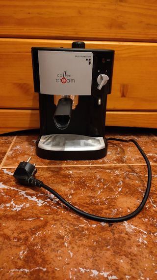 Cafetera Coffee Cream de segunda mano por 8 EUR en Cartagena en WALLAPOP