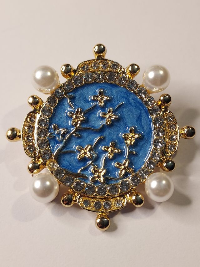 Broche imperdible con flores y perlas vintage