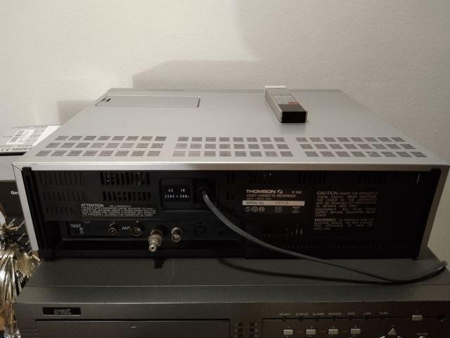 Thomson v 333 video cassette recorder vhs  1970