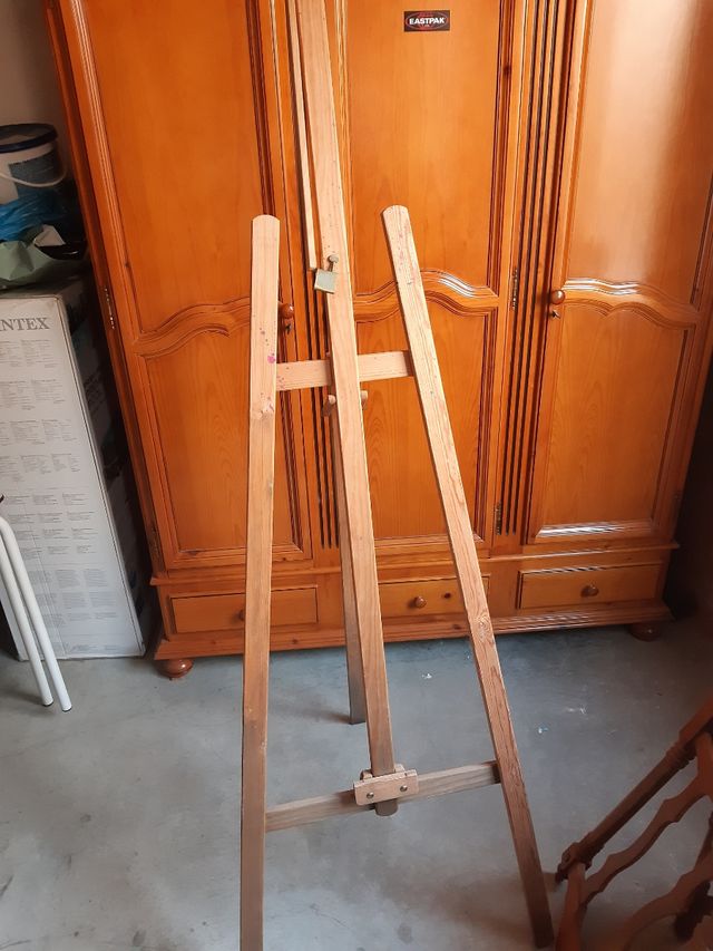 Caballete pintura
