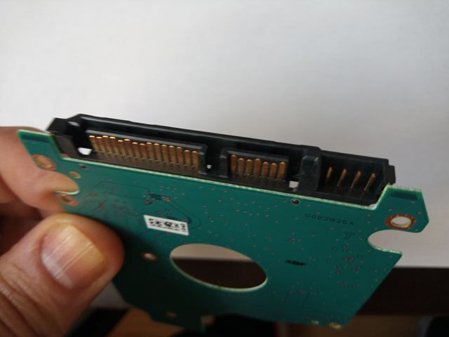 Placa lógica disco duro Toshiba G002825A.