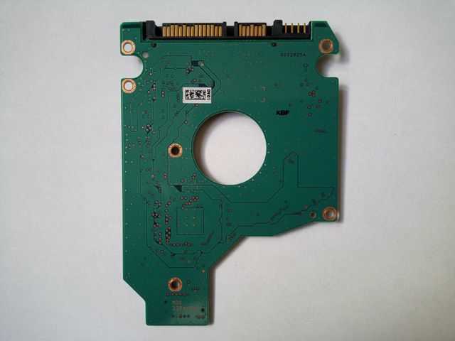Placa lógica disco duro Toshiba G002825A.