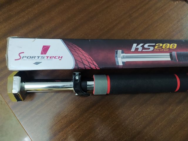 Barra dominadas ajustable tornillos seguridad