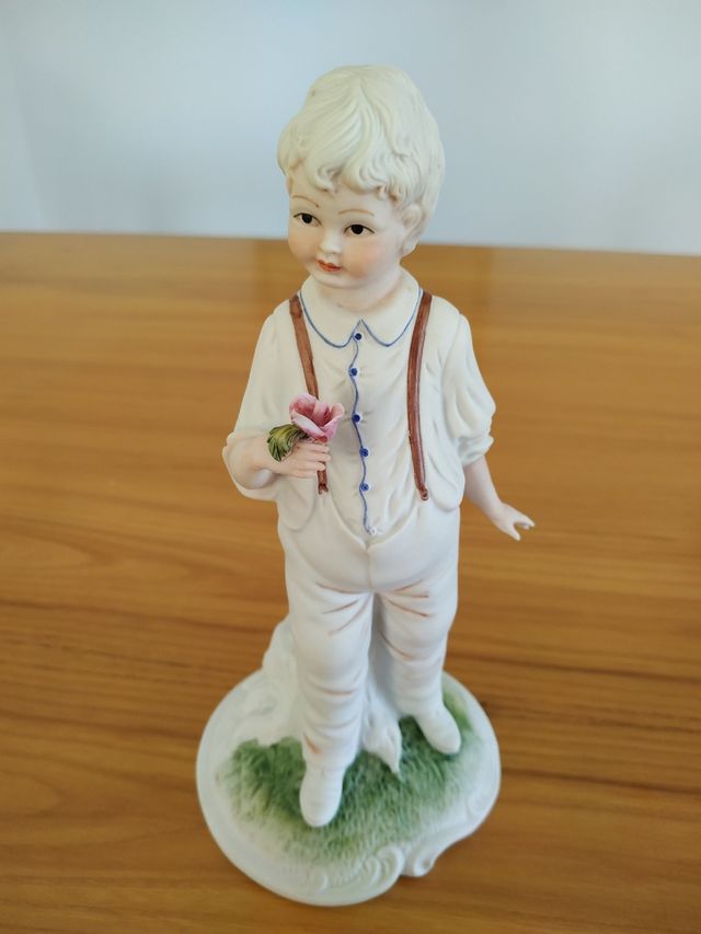 Magníficas figuras de porcelana Galos