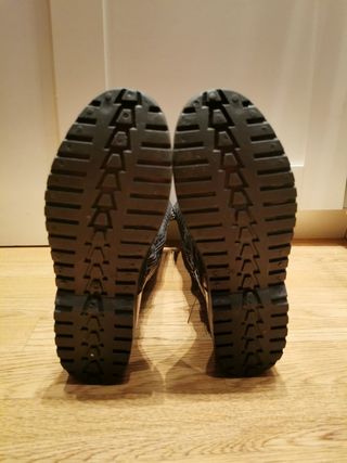 Botas agua Mustang mujer gris de segunda mano por 30 EUR en Oviedo en  WALLAPOP