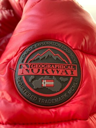 CANGURO BOOM MUJER ROJO NUEVA COLECCIÓN GEOGRAPHICAL NORWAY