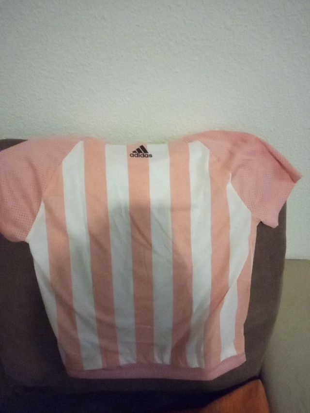 camiseta Adidas a estrenar talla L.