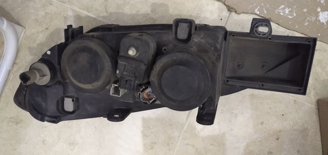 Faros delanteros Nissan Primera P11