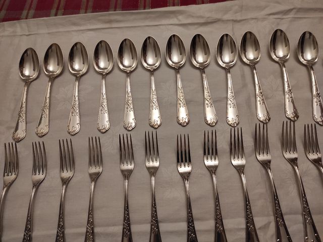 Cubertería de alpaca