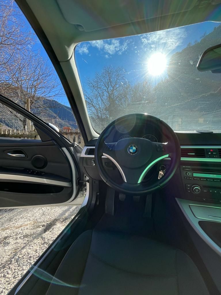 BMW Serie 3 2011 - foto 1