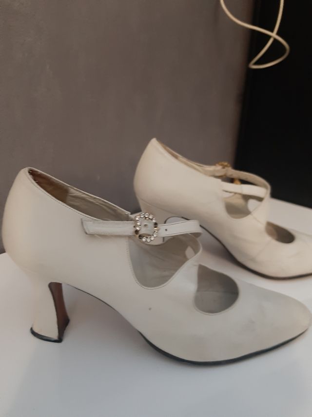 Zapatos de novia.