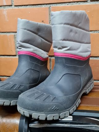 BOTINES DECATHLON N 38 EU de segunda mano por 12 EUR en Sant Boi de  Llobregat en WALLAPOP