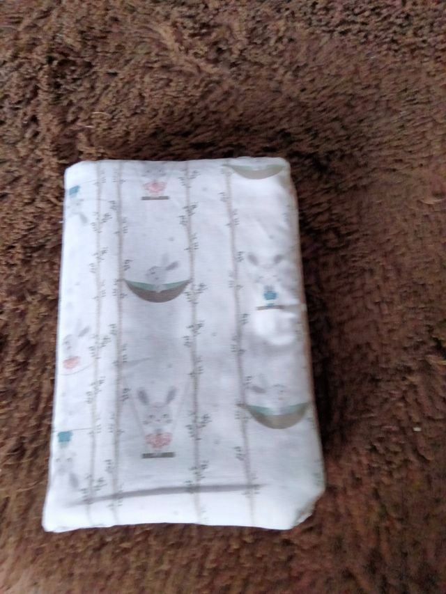 cambiador y cartera de pañales y toallitas