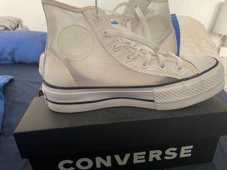 Hi-top de malla con plataforma de segunda mano por 35 EUR en Novellana en  WALLAPOP
