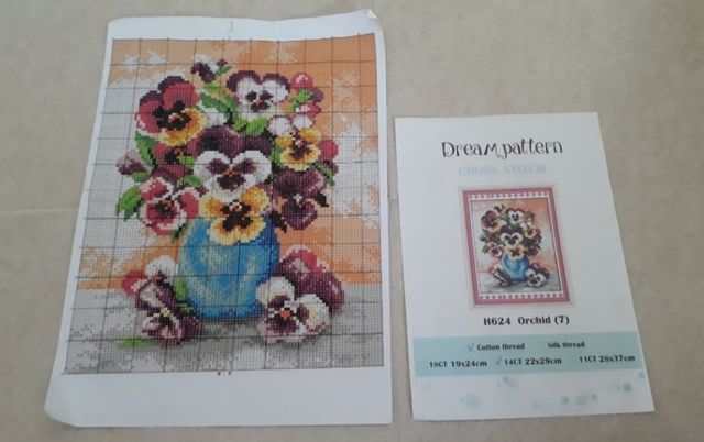 Lote 7 gráficos Punto de Cruz