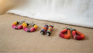 Pendientes de manta peruana
