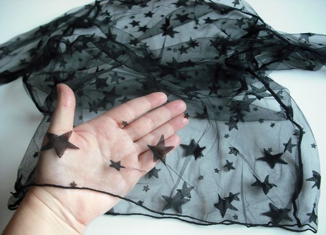 Top negro de estrellas