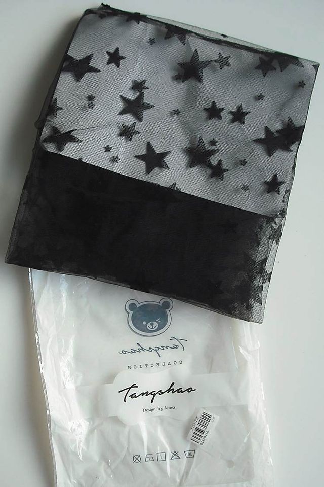 Top negro de estrellas