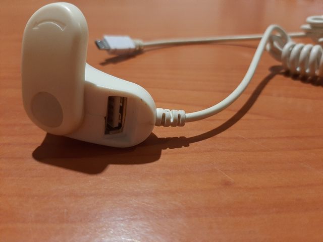 Cable mechero micro USB y USB extra