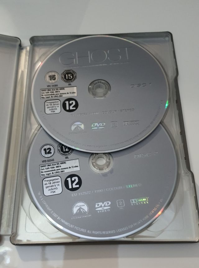 Ghost Edición especial caja metálica 2 discos DVD
