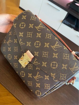 occidental letal nariz pochette metis segunda mano ranura Petición garra