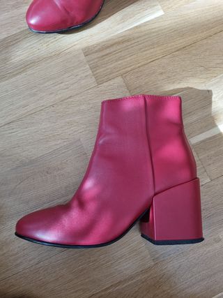 Los cinco tipo de botines que no te quitarás este otoño | S Moda EL PAÍS
