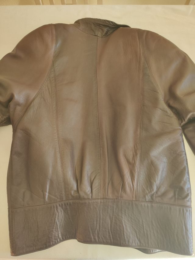 Chaquetón de piel auténtica de mujer