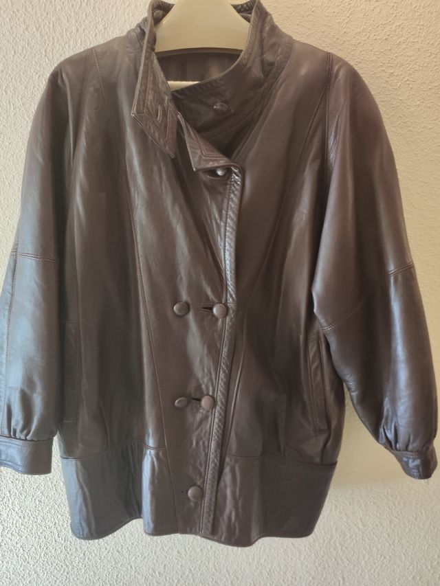 Chaquetón de piel auténtica de mujer