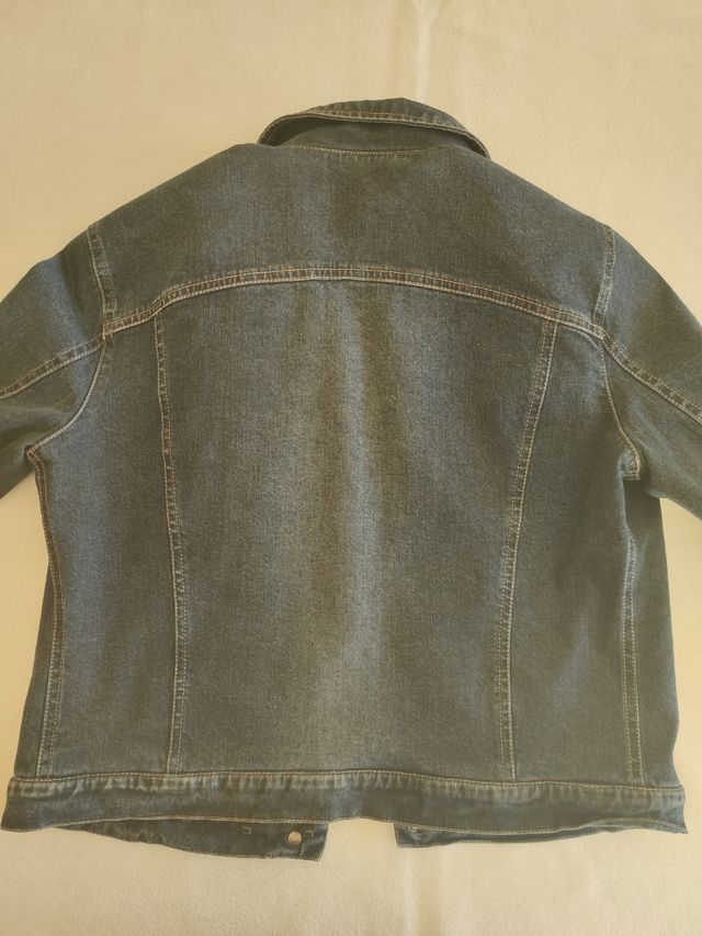 Cazadora vaquera de mujer de El Corte Inglés