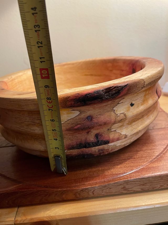 Cuenco de madera maciza de encina
