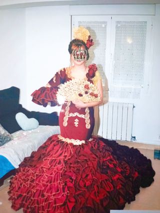 Vestidos de fiesta de boda gitana de segunda mano por 800 EUR en Burgos en  WALLAPOP