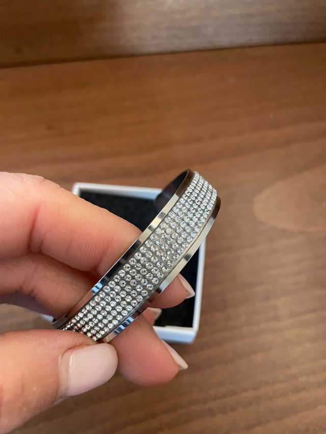 Pulsera metal con cristales nueva