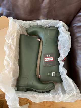 Botas Hunter verde oliva 40\\/41 de segunda mano por 30 EUR en Madrid en  WALLAPOP