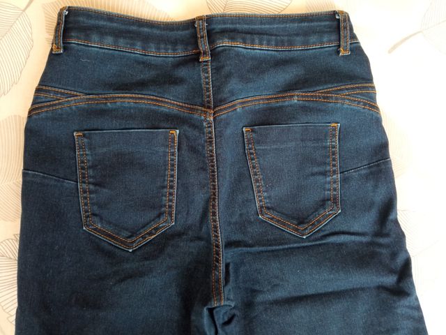 VAQUERO MUJER CALZEDONIA