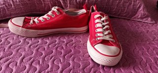 ZAPATILLAS ROJAS PRIMARK 36 de segunda mano por 4 EUR en Campillo de  Llerena en WALLAPOP
