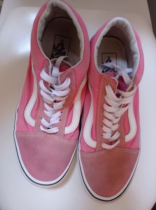 Bambas Vans de segunda mano por 7 EUR en Santa Coloma de Gramenet en  WALLAPOP